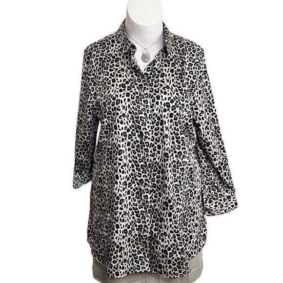 Chicos animal print caftan length blouse in size 3. NWT - Picture 1 of 9